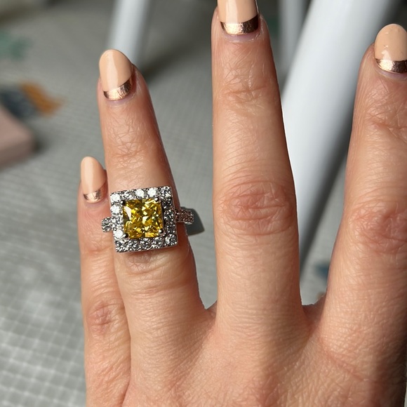 Cocktail ring - Picture 2 of 9